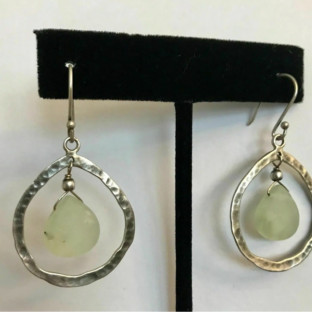 Silpada Green Stone earrings